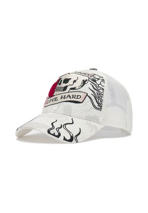Weiße Baseball-Kappe aus Mesh mit Totenkopf-, Flammen- und Herzgrafik und dem Text „"LOVE HARD"“ auf dem Frontpanel und Schirm.