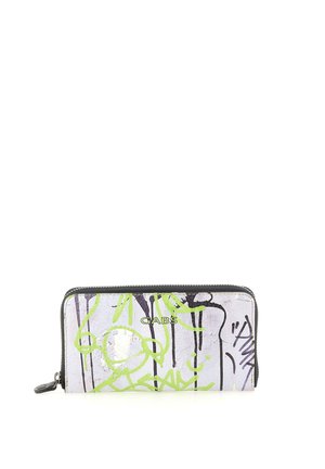 Portafoglio rettangolare con chiusura a cerniera, con stampa astratta in stile graffiti verde e nero su sfondo bianco, etichettato GABS con lettere dorate.