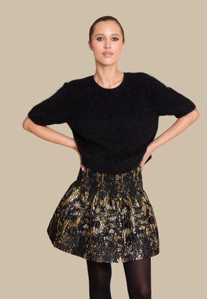 MONROE - T-shirts - black