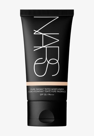 NARS PURE RADIANT TINTED MOISTURIZES - Fond de teint - terre-neuve