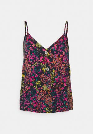 Camisole fleurie en tissu foncé. Présente des motifs floraux vibrants en rose, jaune et vert. Bretelles spaghetti réglables et détails à boutons.