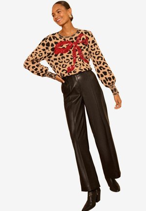 REGULAR FIT - SEQUIN BOW - Trui - animal red