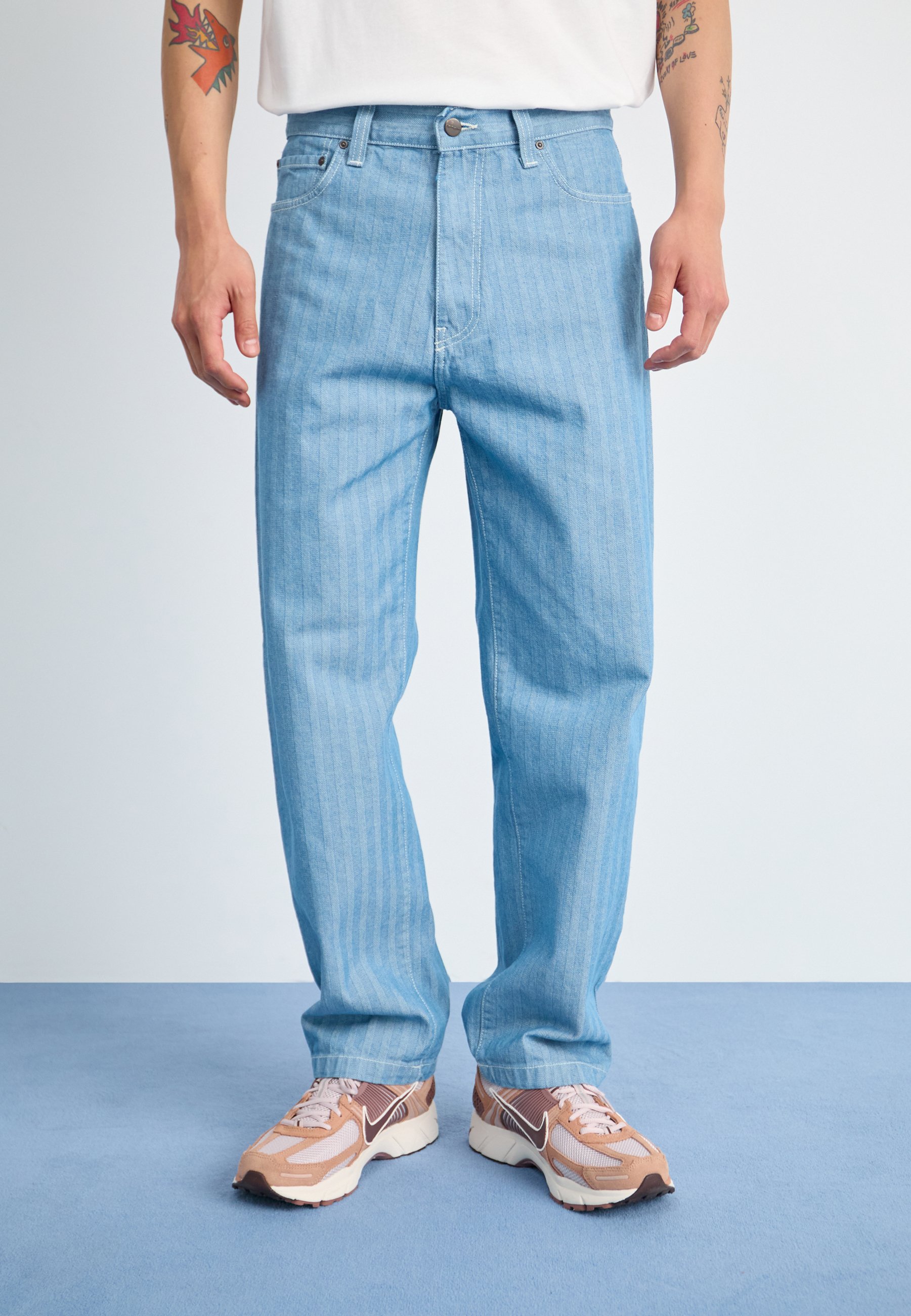 【関税込み】Carhartt Work In Progress ブルー Menard ジーンズ Buy online CARHARTT WIP Menard Pant I033579_01_02 - Nigra