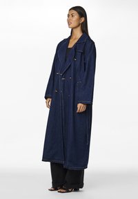 Pieces PCFREYA LONG - Gabardina - dark blue denim