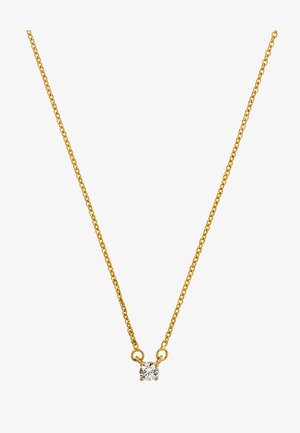 Złoty naszyjnik z łańcuszka z centralnym, przezroczystym diamentowym wisiorkiem, o delikatnym wzorze ogniw i polerowanym wykończeniu.