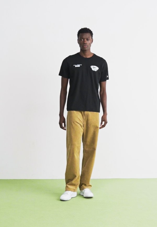 STREET STYLE CREWNECK  - Print T-shirt4