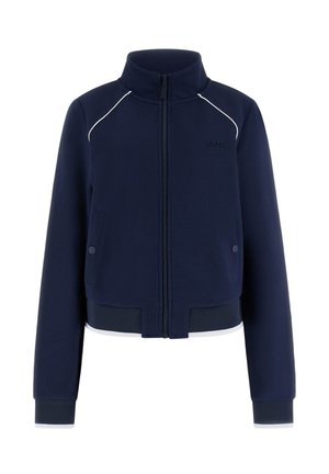 Granatowa kurtka zapinana na zamek z wysokim kołnierzem, teksturowana tkanina, dwie przednie kieszenie na zatrzaski, białe lamówki na ramionach oraz ściągacze na mankietach i dole.