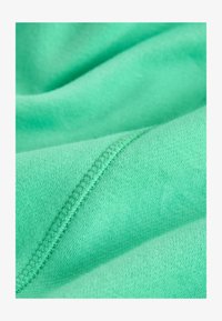 Nepasirinkta, fluro green