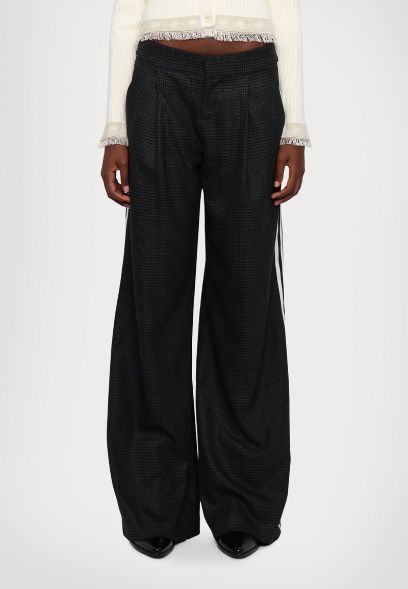 Alice + Olivia Housut - charcoal grey