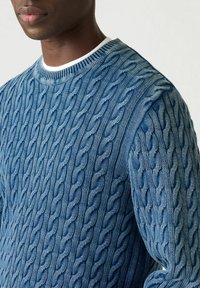 Levi's® PRESIDIO CREW CABLE PIRATE  - Trui - cable rib pirate bla