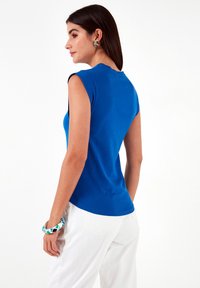 LELA CREW NECK - Paprasti marškinėliai - royal blue