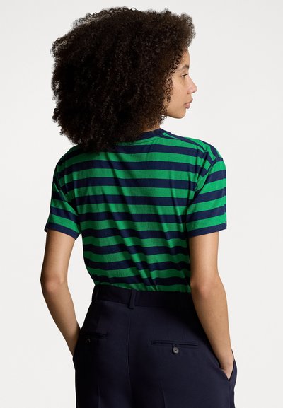 Polo Ralph Lauren STRIPED COTTON JERSEY CREWNECK TEE - Camiseta estampada - scarab green/refined navy