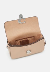 COACH STUDIO BAG 20 - Skuldertasker - buff