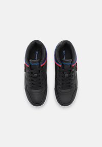 Champion RD18 LOW UNISEX - Sapatilhas de basquetebol - new black/blue/red