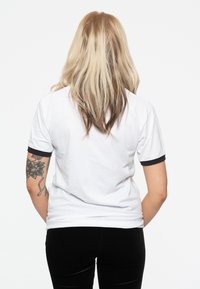 Paradiso Clothing JOHN LENNON NEW YORK CITY TEXT LOGO RINGER - Print T-shirt - white