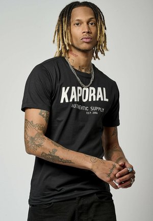 Kaporal RYZZ  czarny