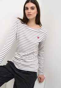 Kaffe LIDDY - Langarmshirt - chalk grey fuchsia heart