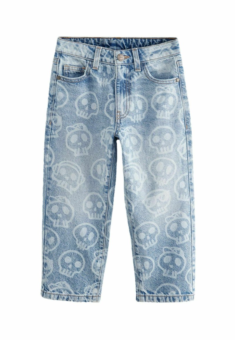 Jean en denim bleu clair avec un imprimé crâne sur toute la surface et un design classique à cinq poches. Présente une taille standard et une coupe droite.