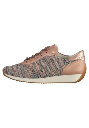 Sneakers - rose