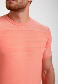Gabbiano ROUND NECK  - Marškinėliai su spaudiniu - light coral