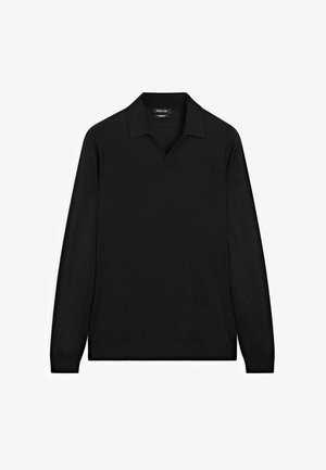 Zwarte lange mouwen polo met een ingesneden kraag, gemaakt van een zachte stof met een gladde textuur, met een eenvoudig, minimalistisch ontwerp.