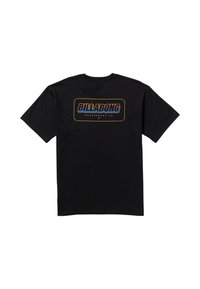 Černé bavlněné tričko s obdélníkovým graphic v vícebarevném textu, na zadní straně s nápisem "BILLABONG BOARDSHORT CO.".