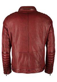 Rote Lederjacke mit strukturiertem Finish, abgesteppten Akzenten an den Ärmeln und hohem Kragen mit Reißverschluss.