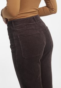 LABDIP HIGH WAIST LONG WIDE  - Broek - chocolat