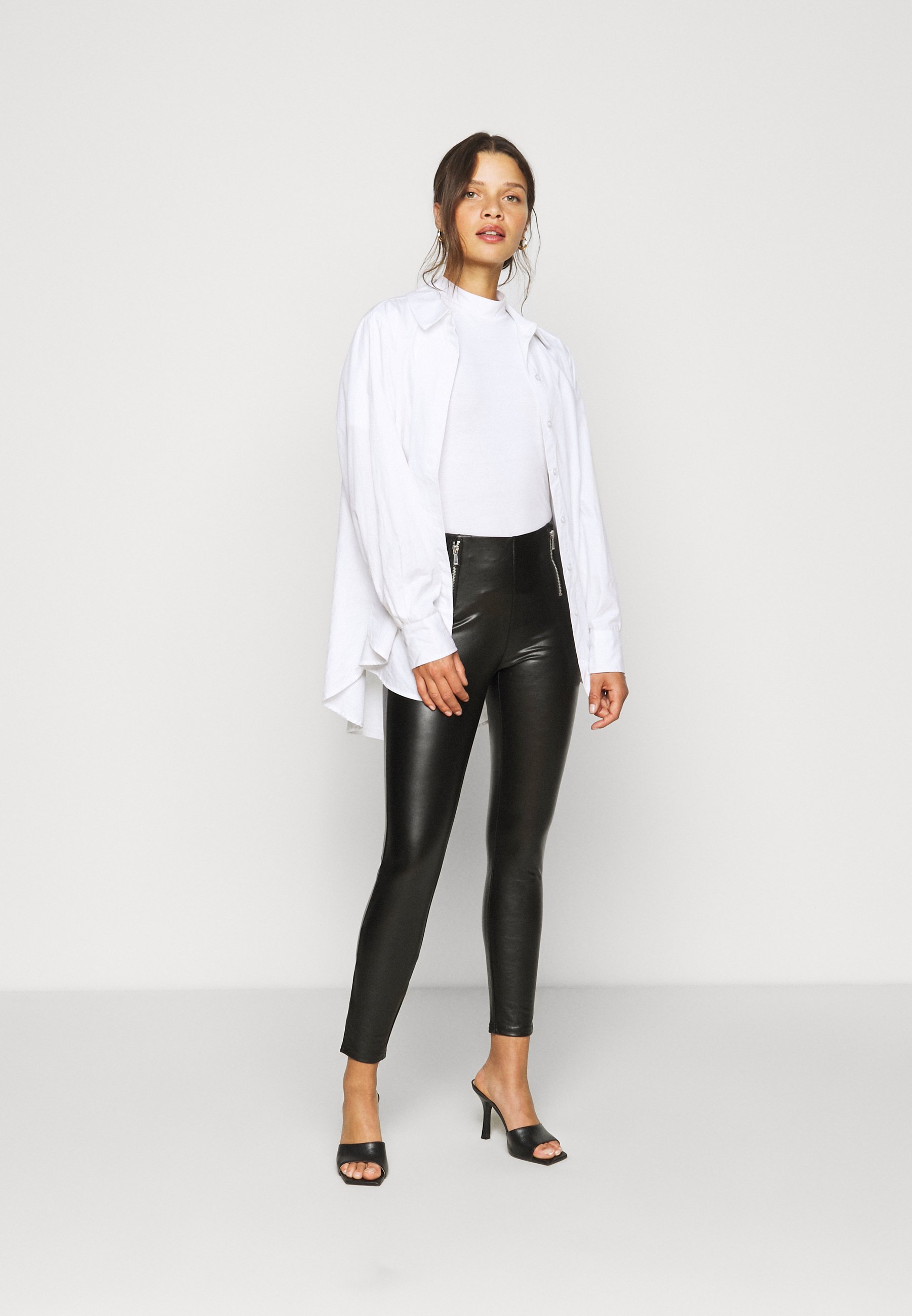 ONLY Petite ONLTIA MIA - Leggings - black/nero - Zalando
