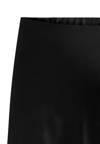 ONLY Carmakoma A-line skirt - schwarz