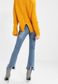Topshop Stickad tröja - mustard yellow