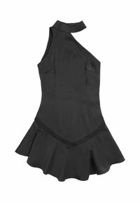 Vestido negro sin mangas con escote asimétrico, cuello alto, torso ajustado y falda acampanada con volantes.