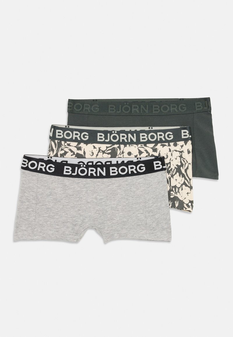 Kolm paari meeste bokserit: hall puuvill, must vöökoht tekstiga "BJÖRN BORG," kergelt tooni pehmed lillemustrid ja tume rohelise riie.