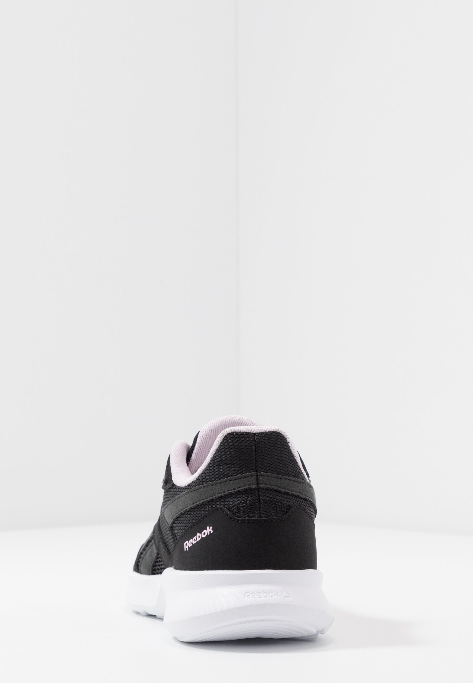 Reebok QUICK MOTION 2.0 Nøytrale løpesko blackwhitepix Reebok LITE SLIP ON Nøytrale løpesko cold greyblack