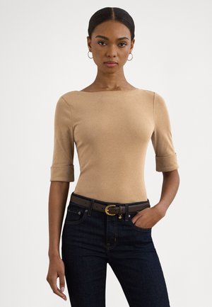 STRETCH COTTON BOATNECK TEE - Základné tričko - classic camel