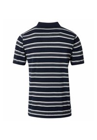 Granatowa koszulka polo w białe poziome paski, krótki rękaw, klasyczny kołnierzyk oraz miękka tkanina bawełniana.