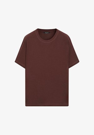 Schlichtes T-Shirt mit kurzen Ärmeln und Rundhalsausschnitt in einfarbigem Dunkelbraun, mit geradem Saum und ohne sichtbare Muster oder Logos.