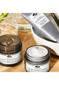 Origins CLEAR IMPROVEMENT™ SKIN CLEARING MOISTURIZER WITH BAMBOO CHARCOAL - Face cream - -