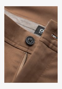 Non sélectionné, brown