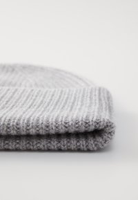 Davida Cashmere FOLD - Kapa - light grey