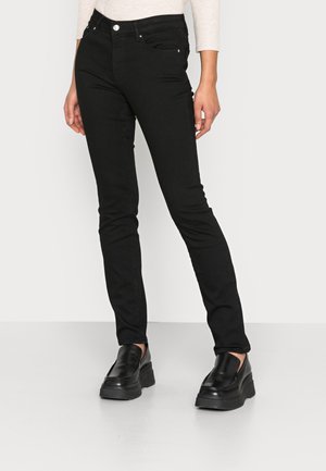 s.Oliver Slim fit jeans - schwarz