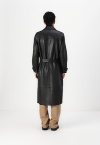 AllSaints NEO - Gabardina - black