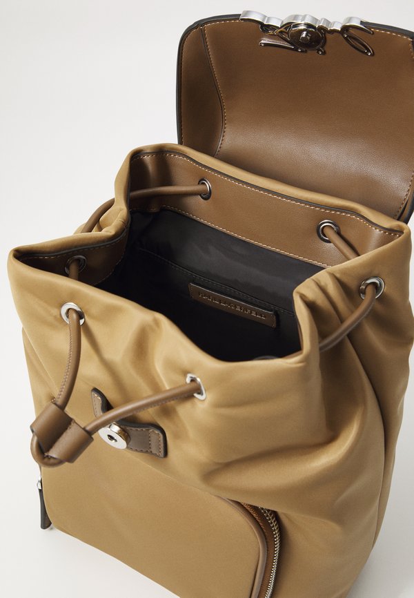 SIGNATURE BACKPACK - Rucksack - taupe4