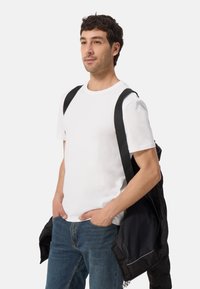 CASH-MERE CASH-MERE PADDED JACKET MIT KAPUZE - Zimní bunda - schwarz