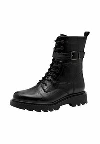 Botte d'ac combat en cuir noir avec une texture crocodile, à lacets à l'avant, détail de boucle et semelle épaisse pour une meilleure adhérence.
