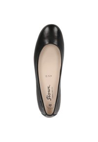 Black leather ballet flat with rounded toe and elasticized trim. Features a smooth texture and a beige interior with logo detailing.