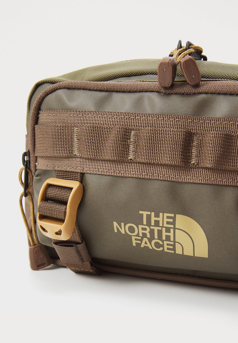 North Mountain Gear Sac Banane Camouflage Léger Et Imperméable Pour Chasse, Escalade, Camping, Vert, Marron, Marron Clair, Sac Banane à Coque Souple