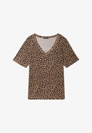 Leopardprint V-hals t-shirt met korte mouwen in bruin en tan, gemaakt van zachte stof met een ontspannen pasvorm en gedetailleerd patroon.