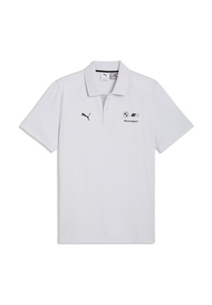 Wit poloshirt met korte mouwen, met het Puma-logo op de rechterborst en de BMW Motorsport-logo's op de linkerborst.