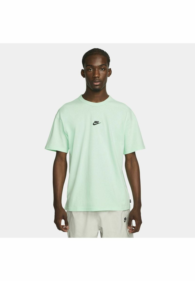 Nike Sportswear TEE - T-shirt básica - mint foam black